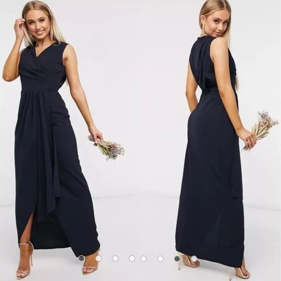 strapless open back dress Venus Elegant Open Back Plunge Neck Flowy Halter Dress main image 1